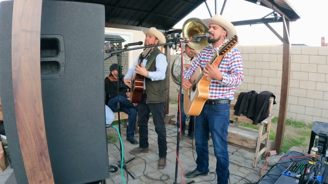 Estilo Italiano-Grupo Los Alegres 