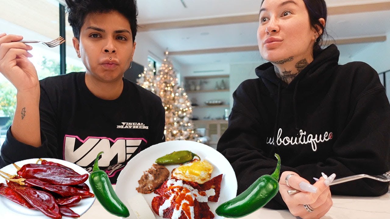 how to make BOMB chilaquiles from scratch!🤤🔥