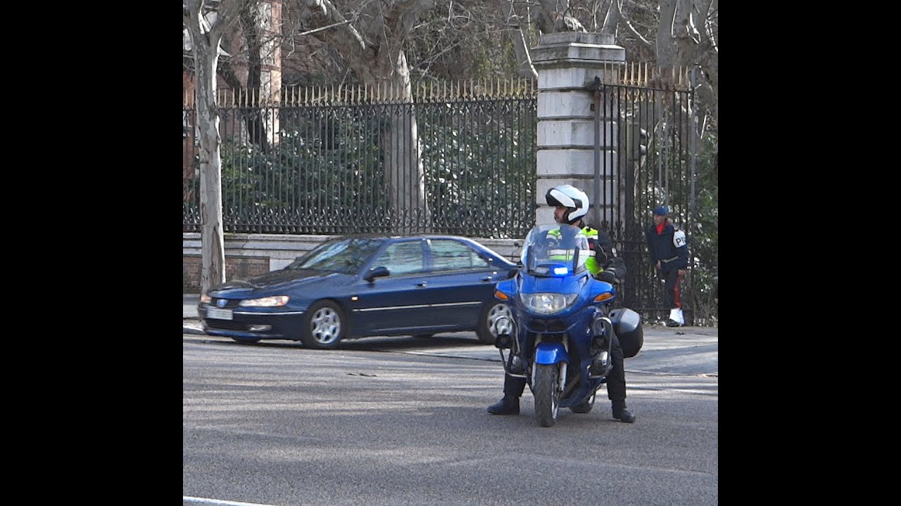Military Police motorcade Spanis Royal Guard. Escolta Policia militar de la Guardia Real en Madrid