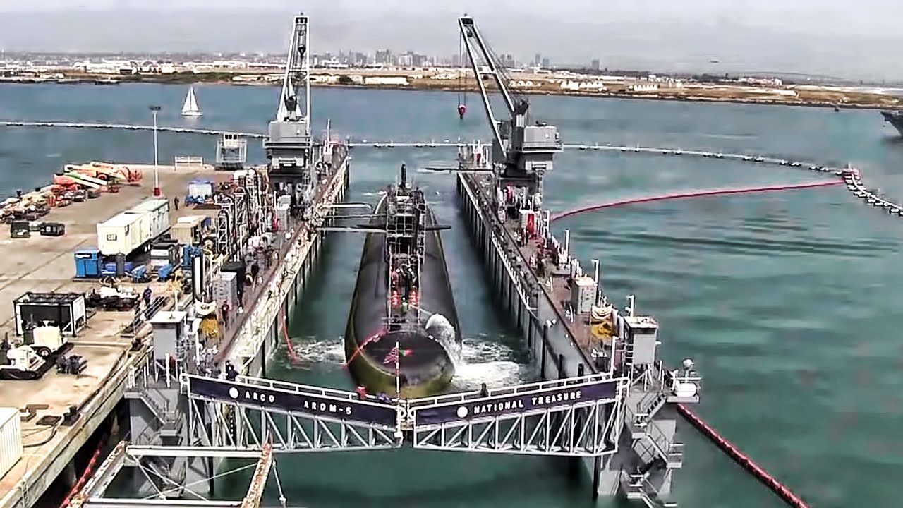 Submarine Enters Floating Dry Dock &bull; Time Lapse