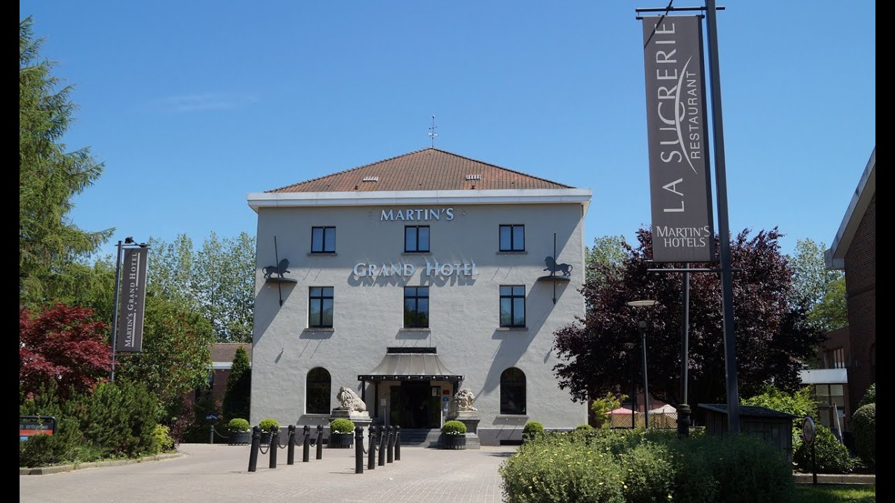 A Grand H&ocirc;tel in Waterloo