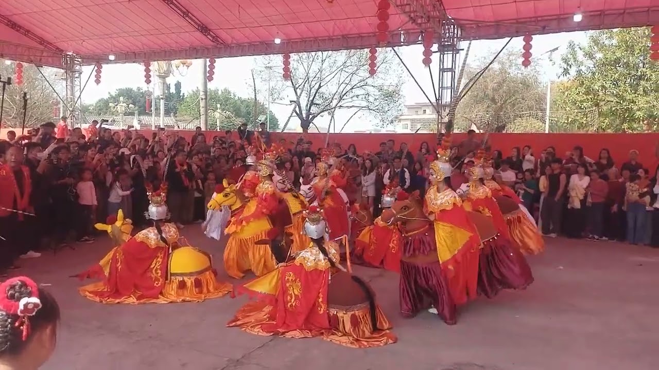 热闹喜庆！潮州布马舞精彩上演｜Festive Chaozhou Cloth Horse Dance Show #trendingvideo #非物质文化遗产 #非遗文化传承 #民族風 #潮汕布马舞