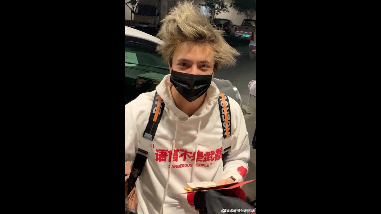【薛之谦】接机搞笑片段 早期+炸毛+聊天+搞笑