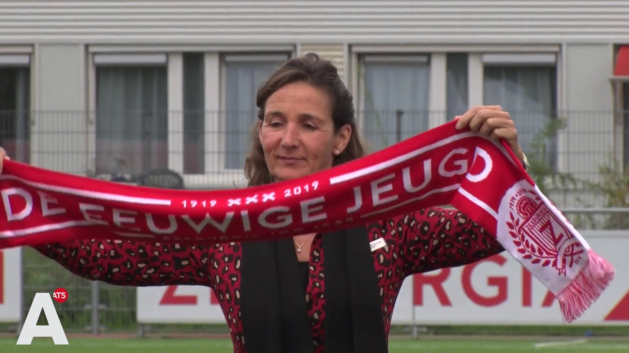 Zeeburgia viert 100-jarig bestaan tegen Ajax