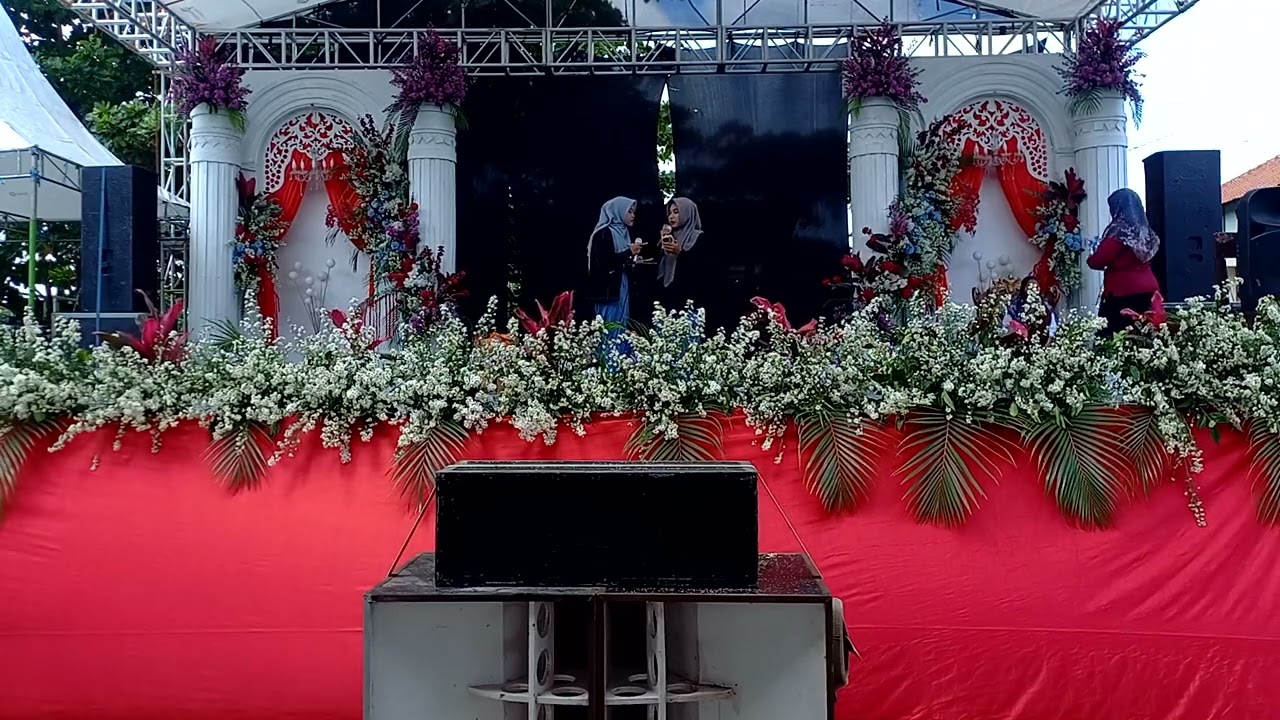Penampilan Kelas X B [PERINGATAN HARLAH MAZRO'ATUL HUDA WONORENGGO KE-93 TAHUN]
