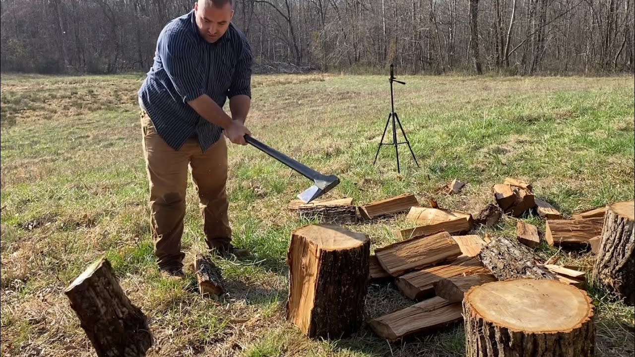 Hand splitting oak in my new Brunt Distasio work boots