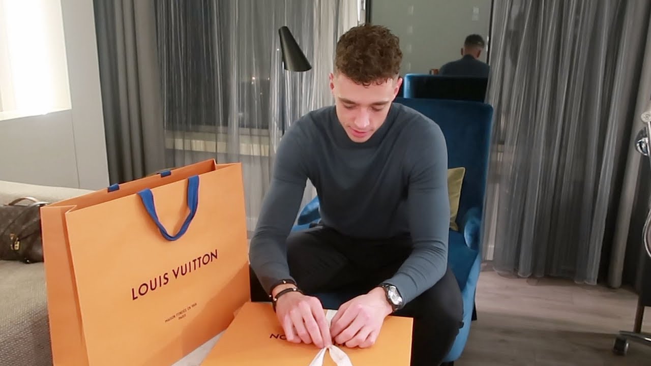WEEKEND DÜSSELDORF MET DENNIS 💖 || VLOGMAS #9 | 2019 | Lieke Biemans
