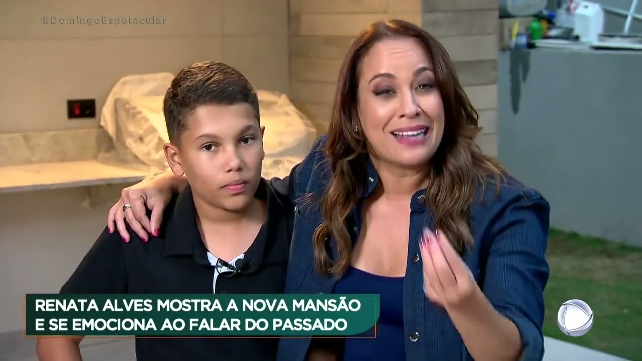 #domingoespetacular | Renata Alves mostra a nova mans&atilde;o e se emociona ao lembrar do passado