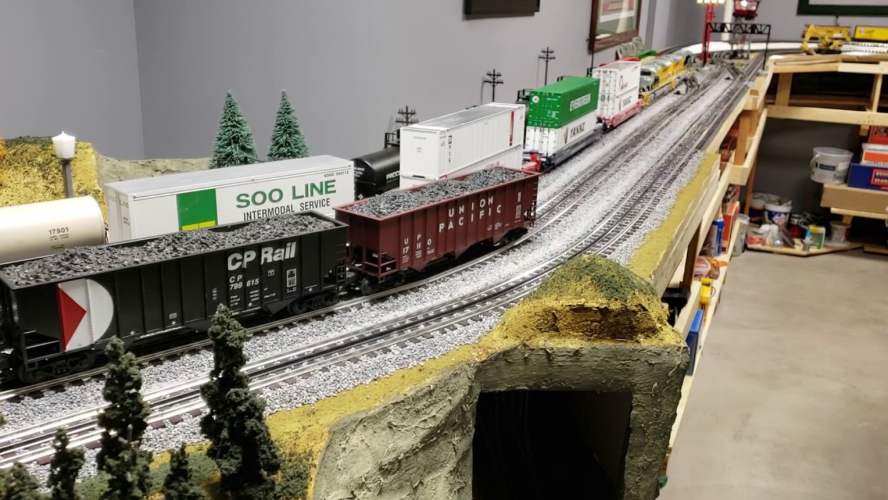 Lionel O Gauge Layout - two trains running on mainline 04-14-2018