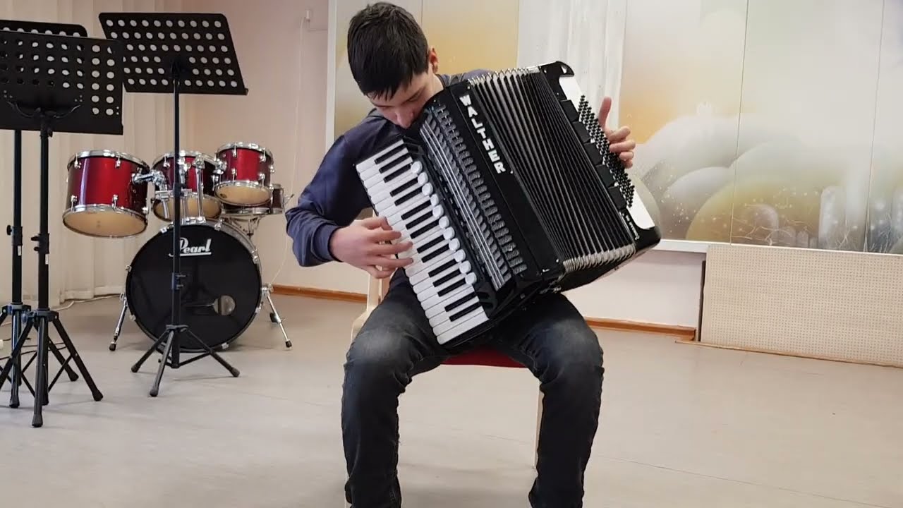 играет мой ученик Николай,  Orkiestry dęte Urszula Rzeczkowska