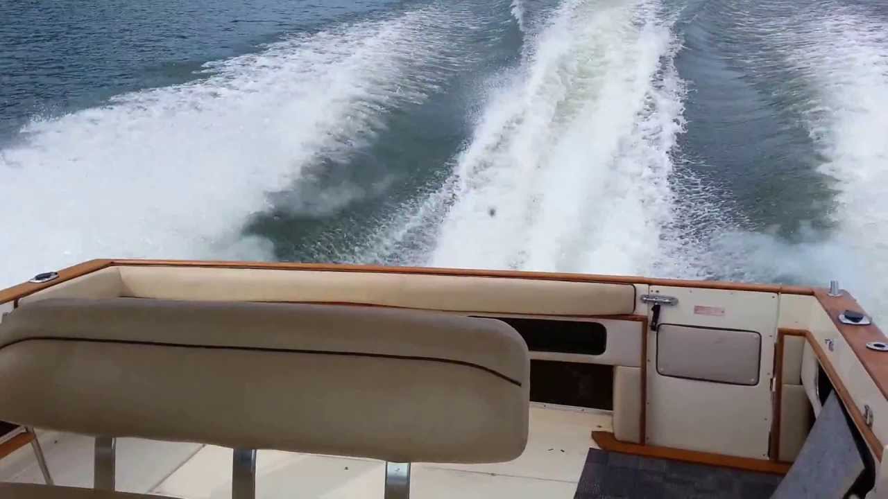 Robbies 340 sea ray express cruiser