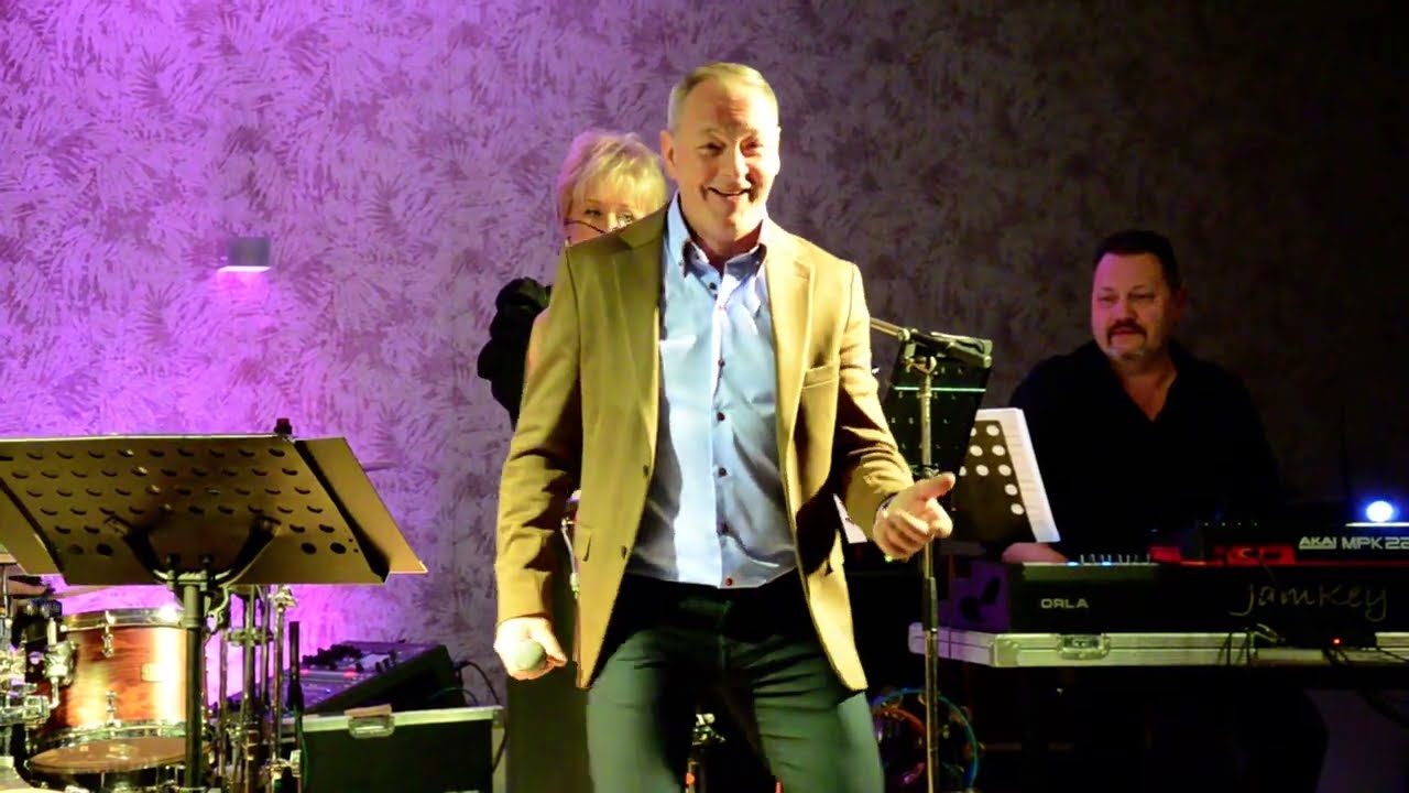 Nicky Jones -  Formidabele Kerstmis @eindejaarsconcert 2023