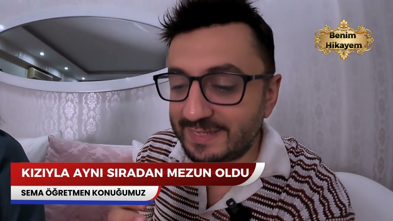 KIZIYLA AYNI SIRADAN MEZUN OLDU