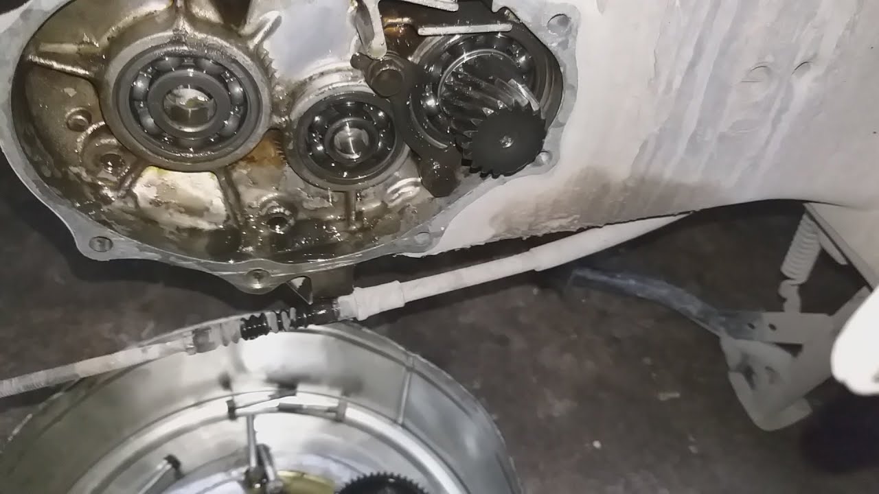 Bắt bệnh hú láp xe tay ga. phần 1: tháo rã kiểm tra.