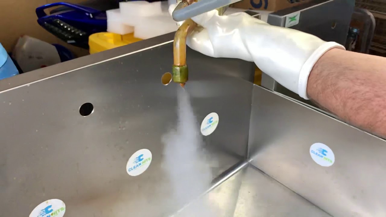Steam Cleaning a Dab Rig Full of Reclaim for @Jackey_420