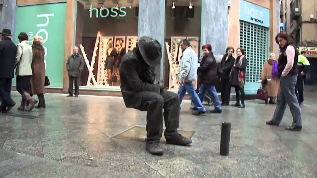 Una manera de quedarse con la gente y ganar dinero, HD
