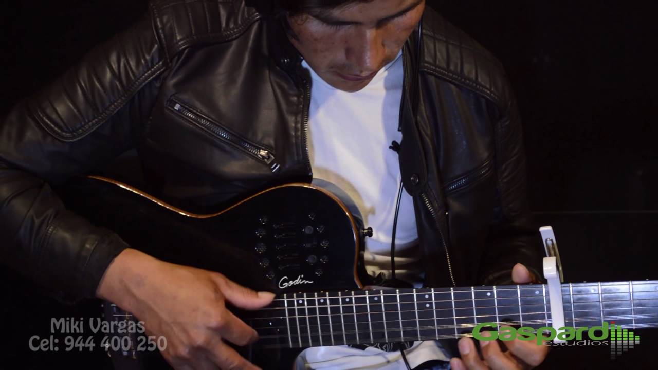 Miki Vargas - Requinto