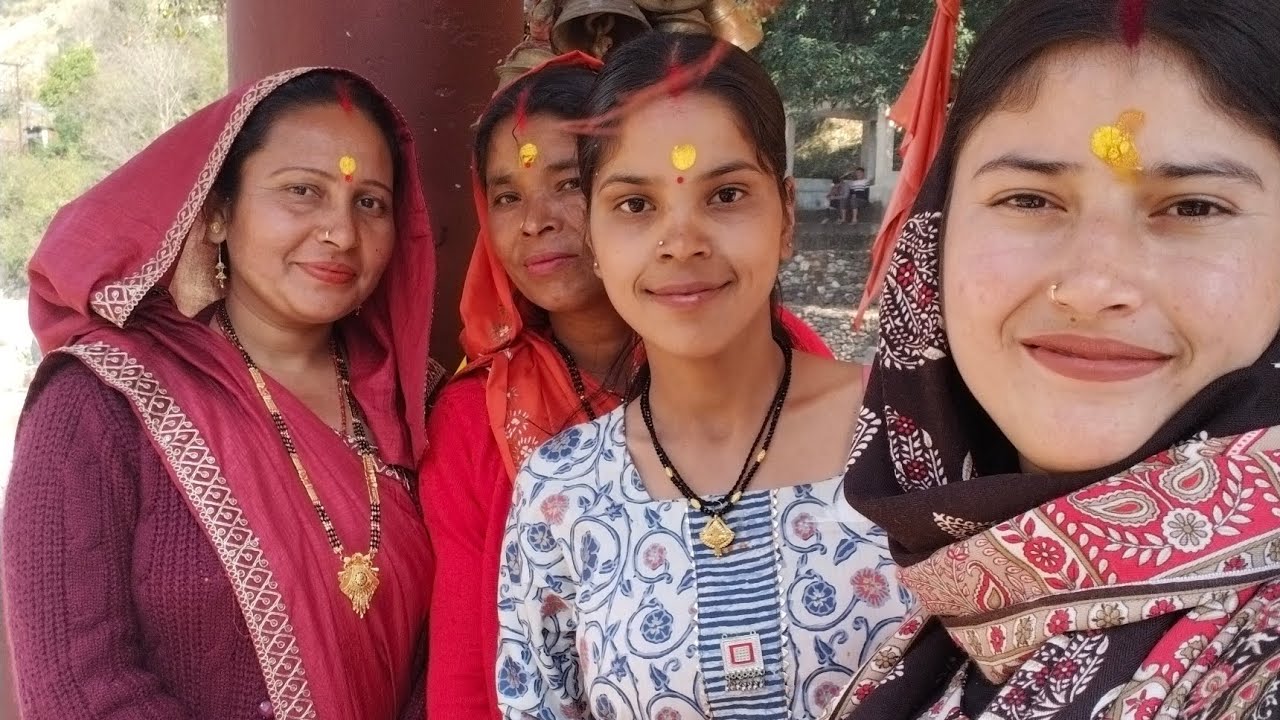 महाशिवरात्रि में किए शिव जी के दर्शन। लाटा बाबा मंदिर में गए। 