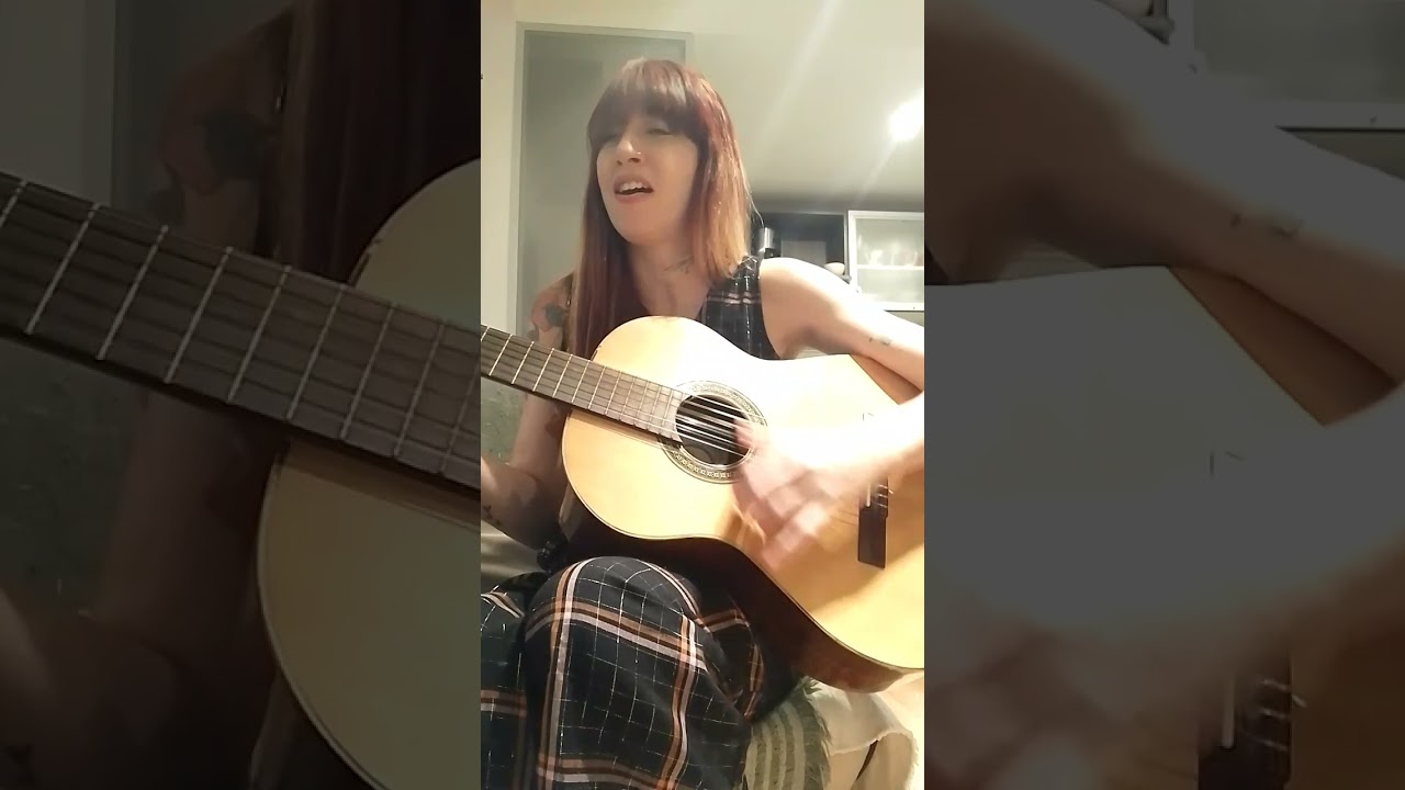 Meli González versión de Perfume de carnaval 