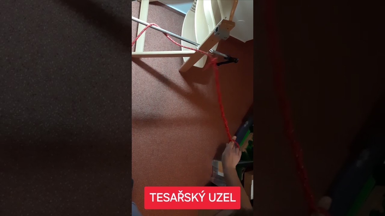TESAŘSKÝ UZEL
