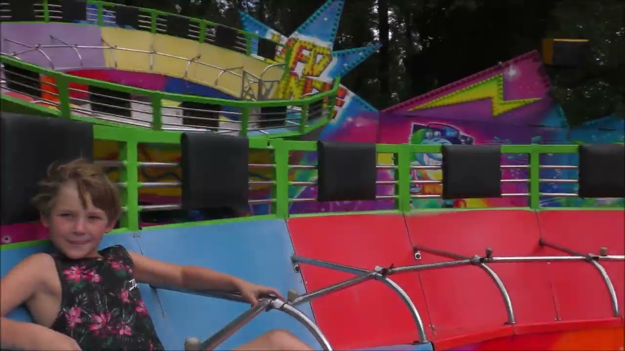 Libochovická Svatovavřinecká pouť 2022 - ATRAKCE UFO DANCE ZA JÍZDY / ATTRACTION UFO DANCE ON-RIDE