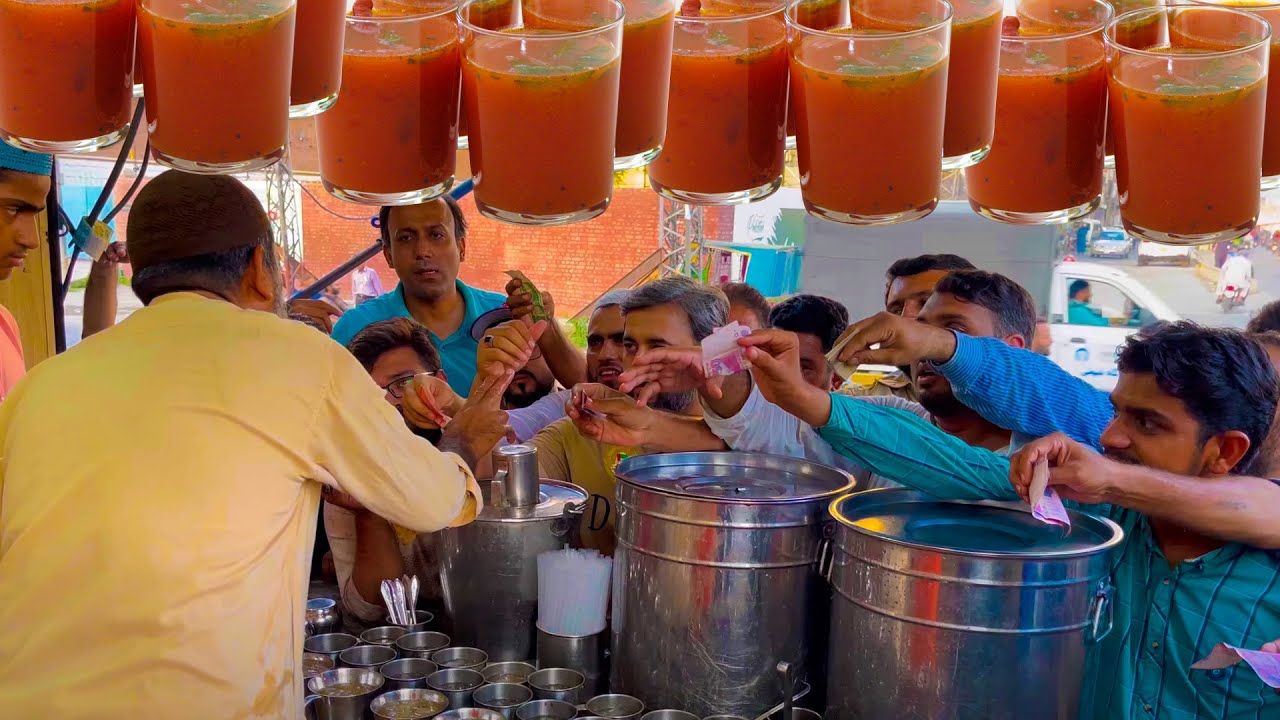 Lahore ka Famous Imli Aloo Bukharay ka Sharbat | Crazy Rush For this Sharbat | Street Food | 4KVideo