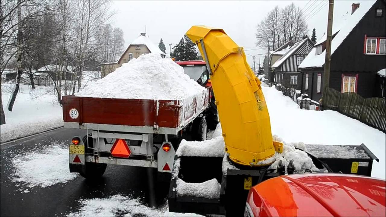 Odklízení sněhu v Krásné Lípě 25. února 2013