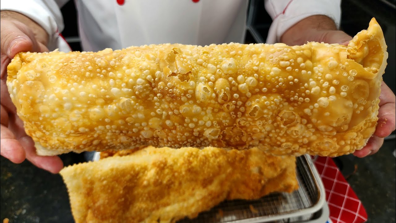 PASTEL GIGANTE DE 30 CENTÍMETROS A SENSAÇÃO DO MOMENTO