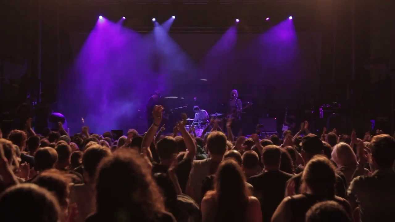 THE RAVEONETTES - 