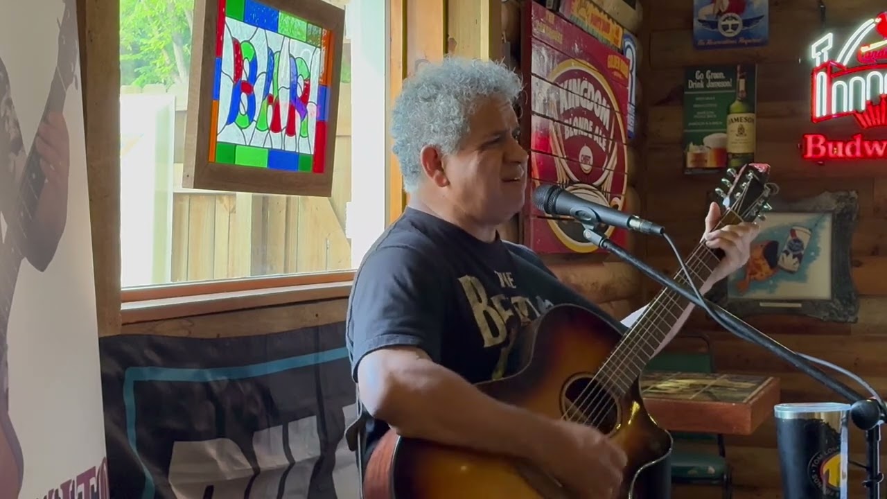 Tom Lovato solo gig at The Lake House in Branson, Missouri