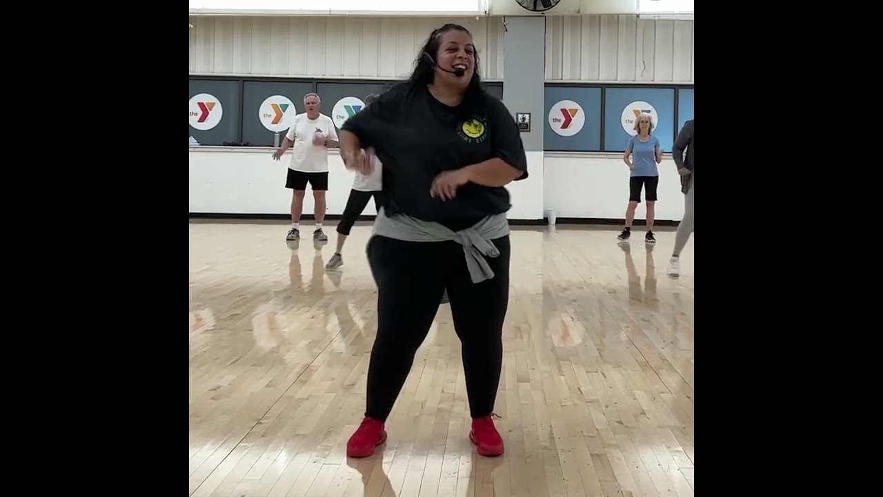 Zumba gold salsa- easy salsa- Llego la clave