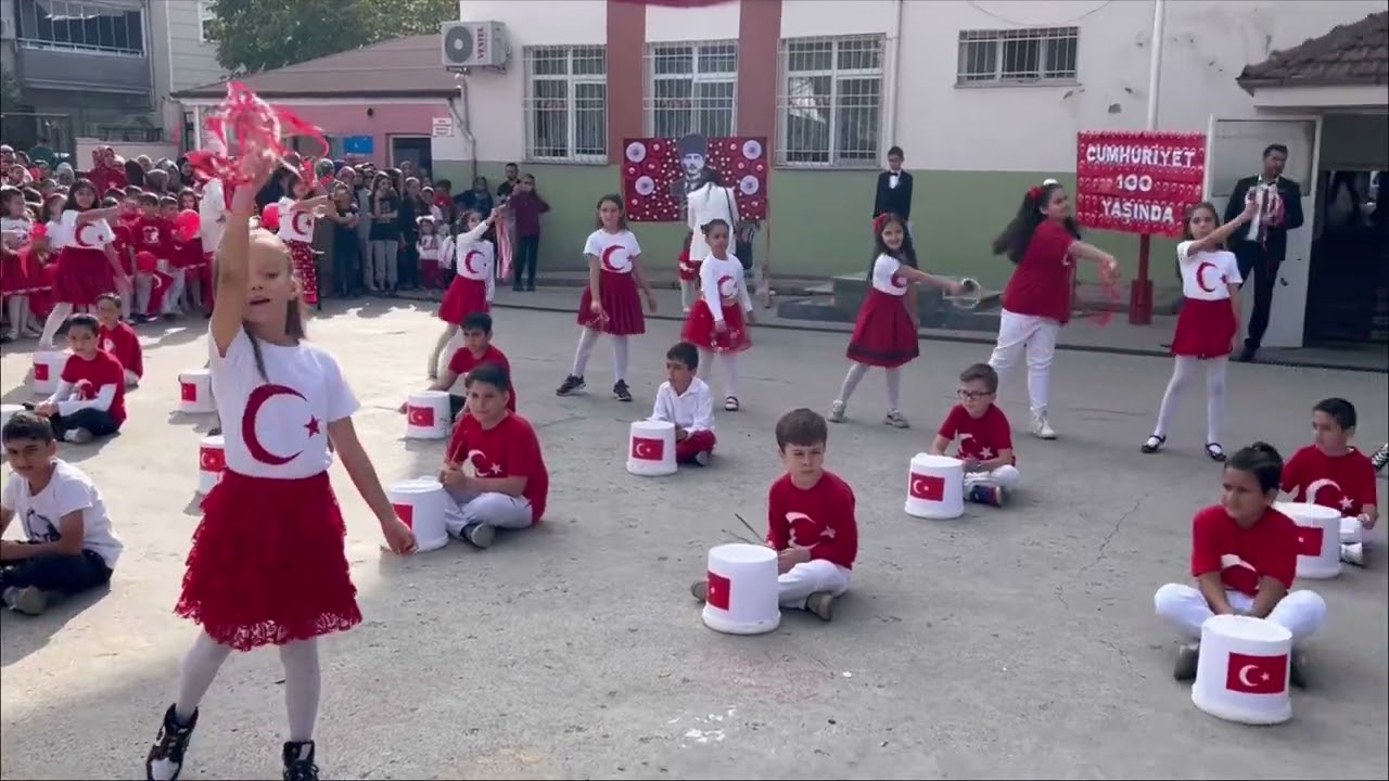 29 Ekim Cumhuriyet Bayramı 100.yaşında Demirtaş Gevher Sönmez İlkokulu