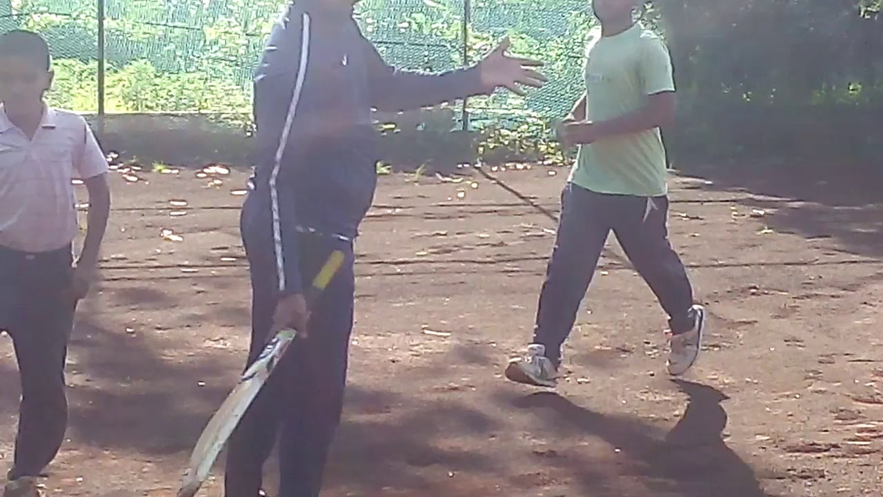 Prathameash Wakase & Friends Catches  Practice at H K Oassis Cricket Acadamy.Waraje.Pune.