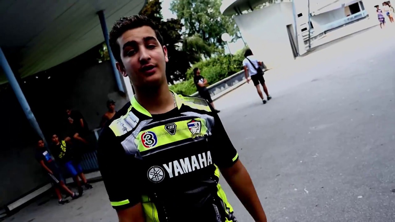 Seyf Feat Mensah Laisse Nous Faire Le Buzz