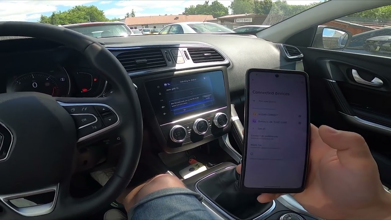 Как подключить смартфон к системе через Bluetooth в Renault Kadjar (с 2015 г. по настоящее время)