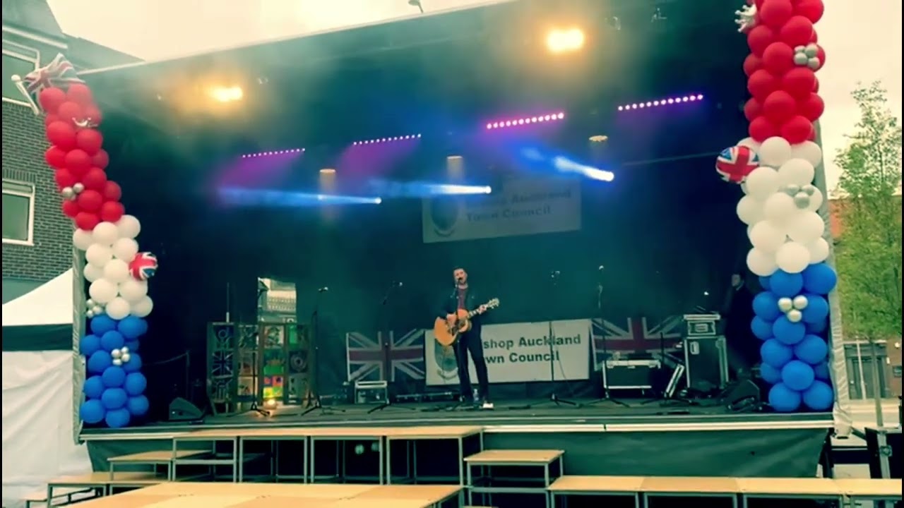 Queen - Somebody to Love acoustic cover by Joe Miller