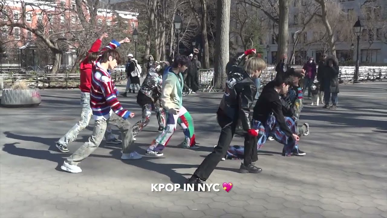 BLITZERS 블리처스 2022.02.15: K-POP + MENT NYC Busking at Washington Square Park 뉴욕 워싱턴 스퀘어 공원 버스킹