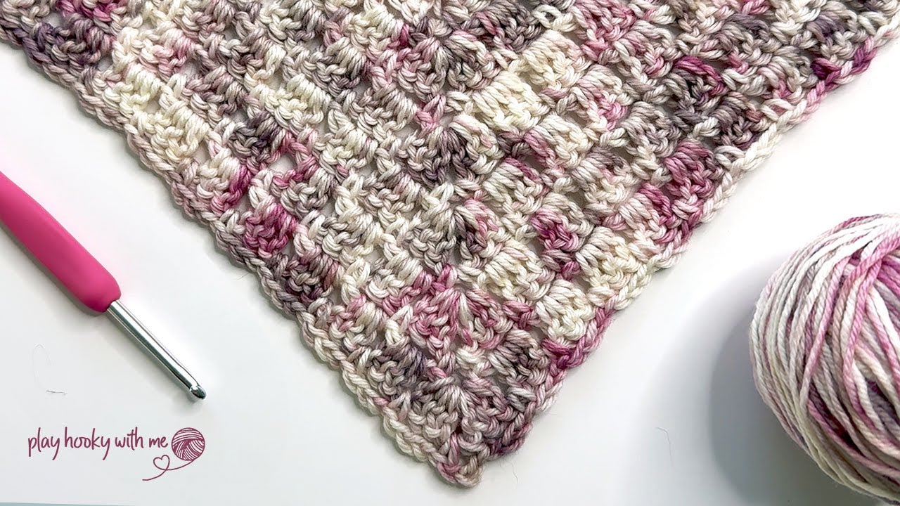Modern Granny Triangle: Your New Go-To for Stylish Scarf Shawls ✨🧶
