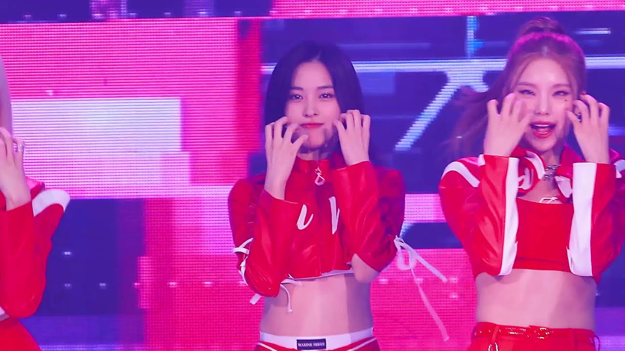 230731 ITZY 류진 직캠 [4K] CAKE 있지 RYUJIN FANCAM @SHOWCASE