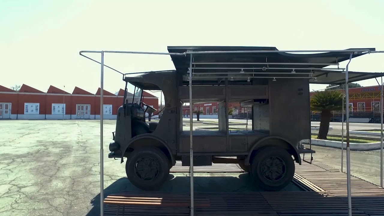 CL 39 DOCCE il camion AUTOBAGNO delle truppe italiane nella Seconda Guerra Mondiale