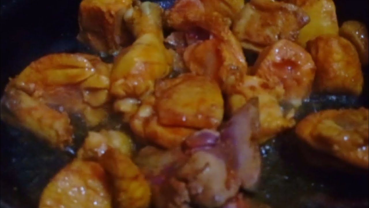 আজকে অনেক ধরনের মাছ  কিনছি বাজারে গিয়ে 