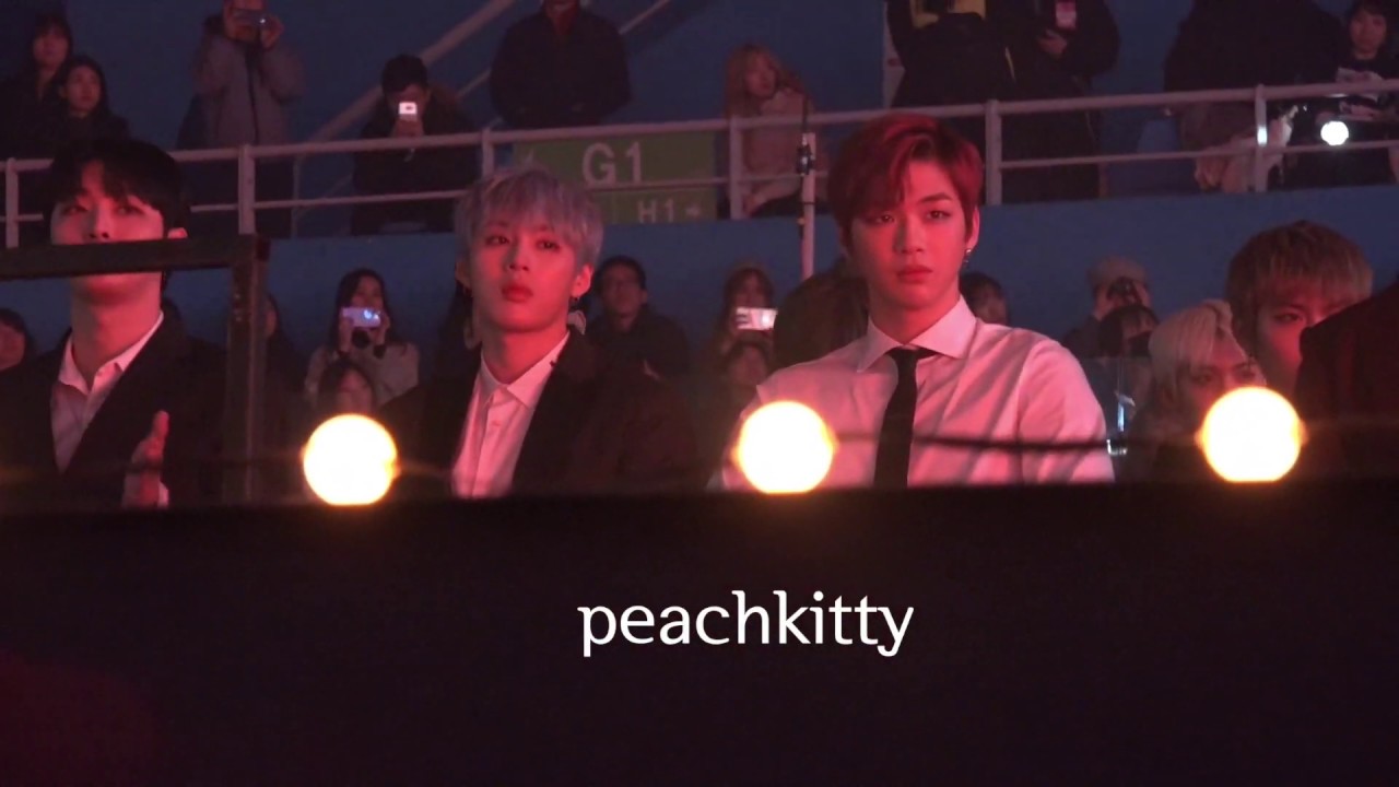 20181128 AAA wannaone reaction to twice 강다니엘리액션 워너원리액션