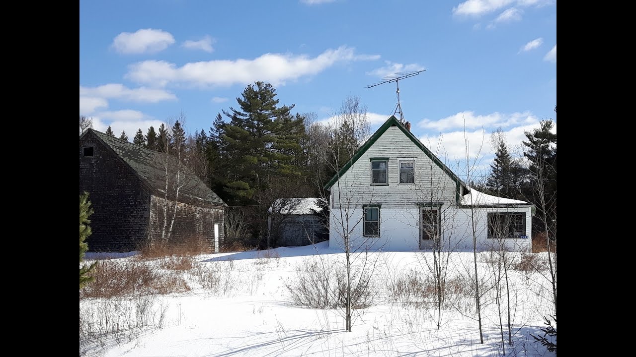 Urbex Walkthrough Abandoned Homestead And Items ~ New Brunswick, Canada