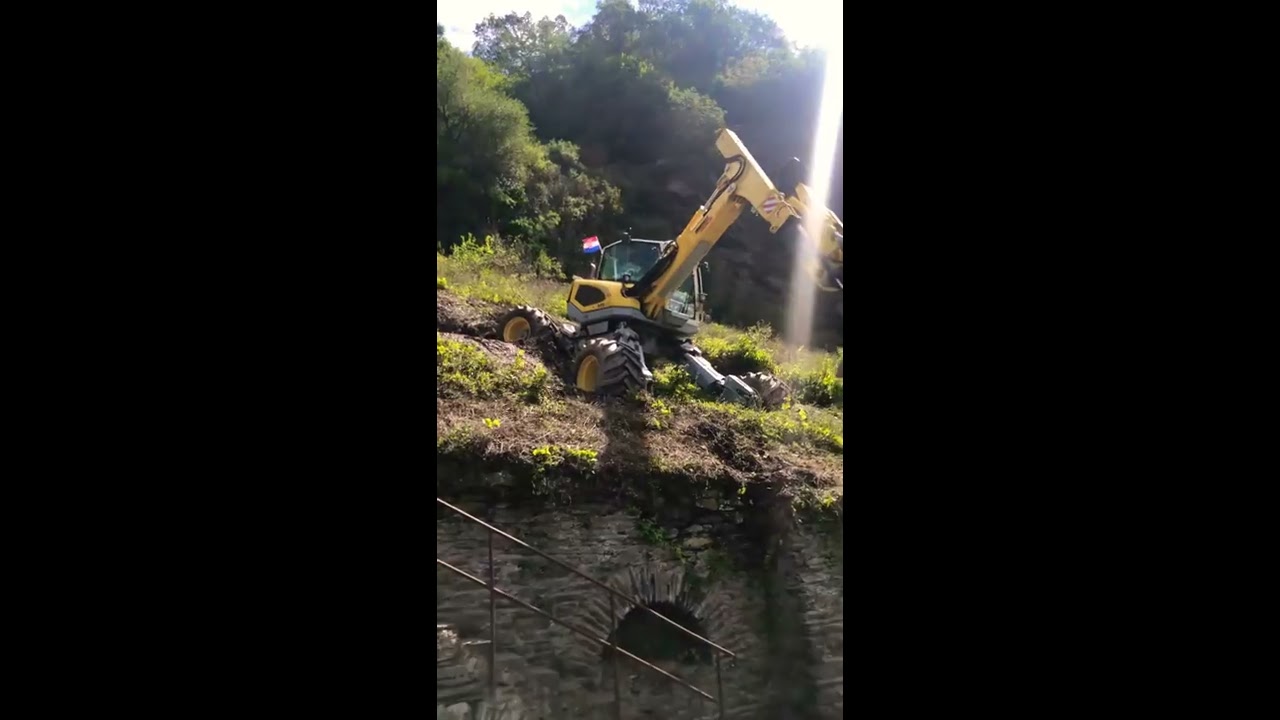 Menzi Muck M545 Szőke