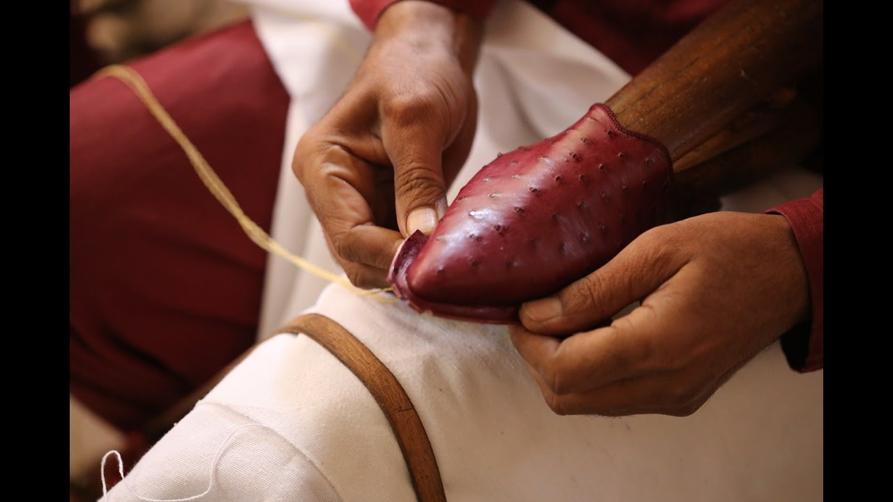 Exotic Leather - Ostrich Slippers -Babouche Prestige en Cuir Autruche - Artisanat Marocain