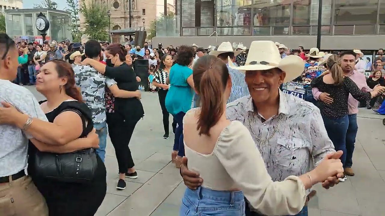 Y seguimos bailando con mucho sabor y alegría con Musical Milagro 💃 🎵 🕺