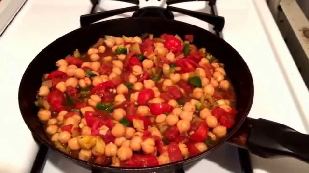 Healthy Chana Masala Recipe (Spicy Indian Chickpeas)