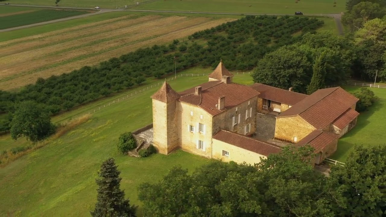 Vid&eacute;o immobili&egrave;re Fumel (47) en drone Mavic 2 pro