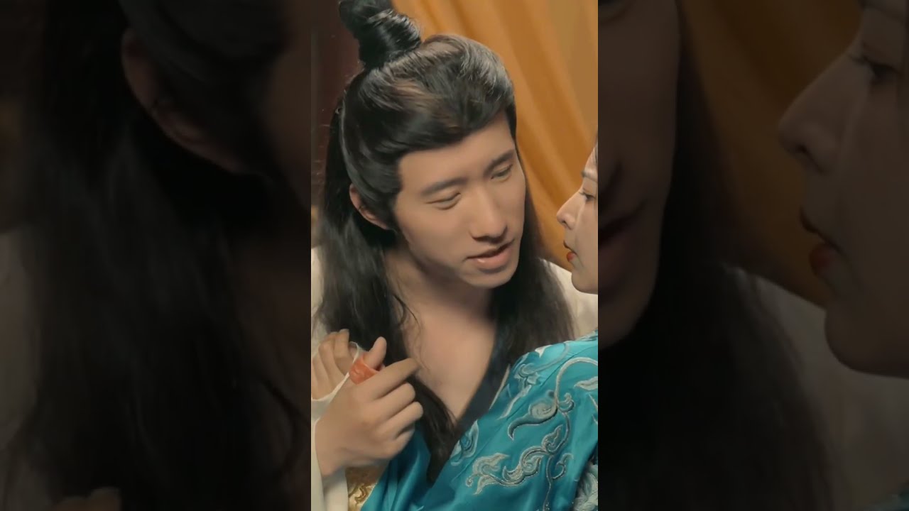 Vừa xuyên việt bị mỹ nhân gợi cảm trên giường bẫy, không ngờ bị tôi đè dưới thân đêm chinh phục!