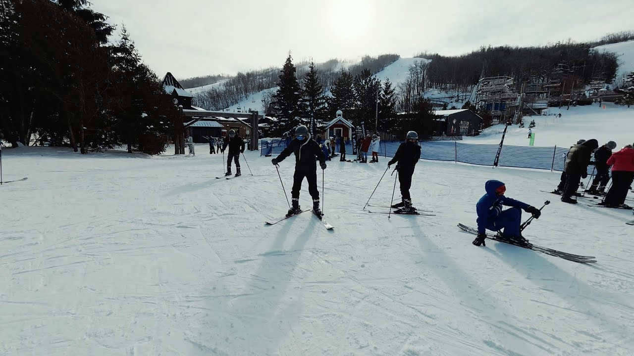 Day 2&3 Blue mountain Nepal 🇳🇵 🇨🇦 , skiing on snowstorm?